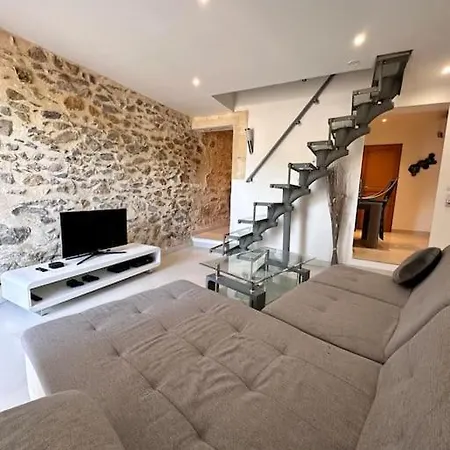 Appartement L'Elegance De La Pierre à Fourques  Extérieur photo
